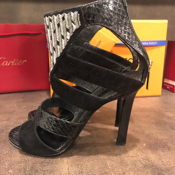 Tamara Mellon beaded, leather and suede caged heel - Picture 2 of 7